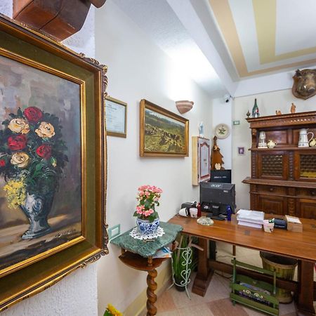 Hotel "San Saena " Radhime Exterior photo
