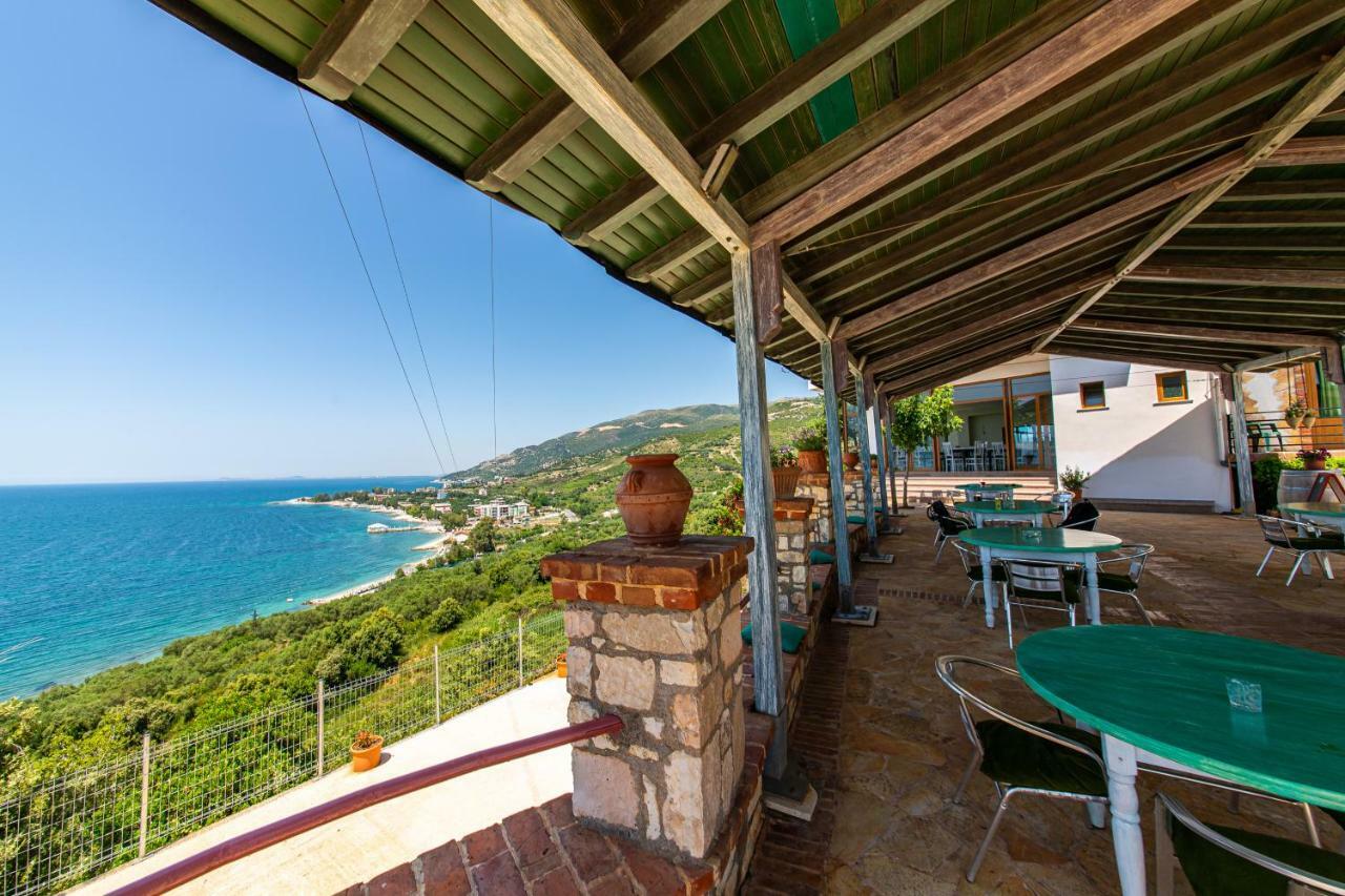 Hotel "San Saena " Radhime Exterior photo