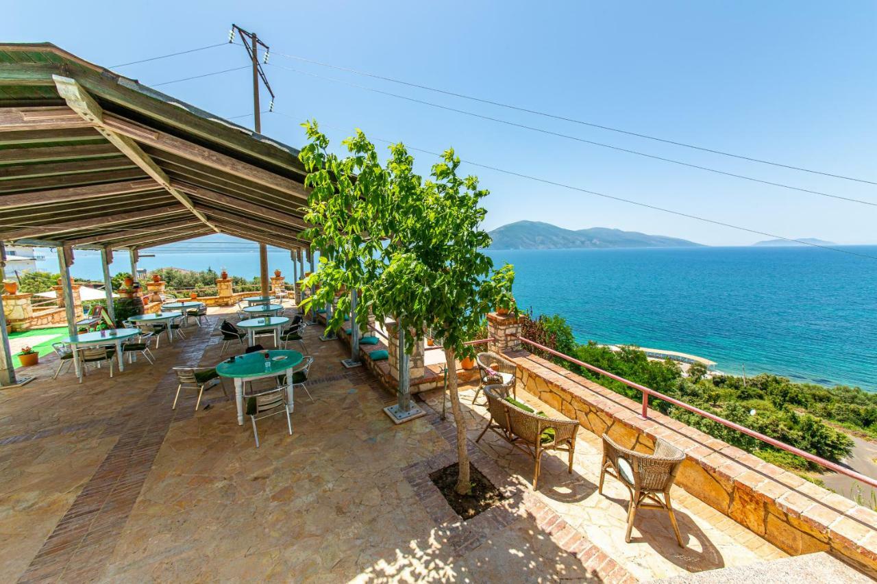 Hotel "San Saena " Radhime Exterior photo